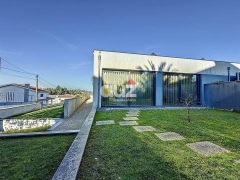 Mansão T3 Venda em Vila Meã,Amarante