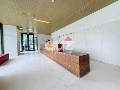 Apartamento T3 DUPLEX Venda em Matosinhos e Leça da Palmeira,Matosinhos