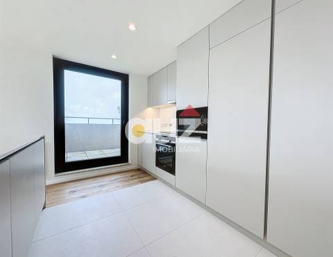 Apartamento T3 DUPLEX Venda em Matosinhos e Leça da Palmeira,Matosinhos