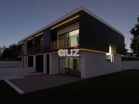 Moradia Geminada T3 Venda em Lomba,Amarante