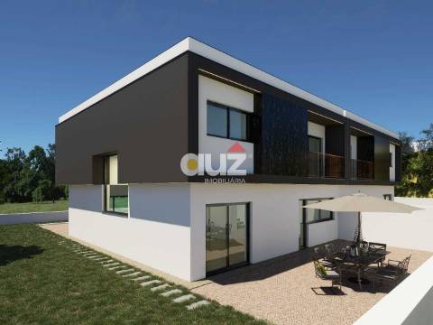 Moradia Geminada T3 Venda em Lomba,Amarante