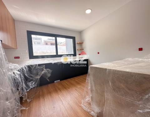 Moradia Geminada T3 Venda em Amarante (São Gonçalo), Madalena, Cepelos e Gatão,Amarante