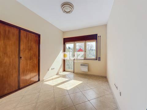 Escritório T9 Venda em Amarante (São Gonçalo), Madalena, Cepelos e Gatão,Amarante