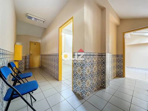 Escritório T9 Venda em Amarante (São Gonçalo), Madalena, Cepelos e Gatão,Amarante