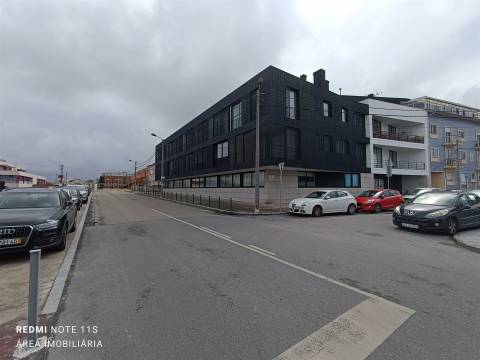 Apartamento T0+1 Arrendamento em Glória e Vera Cruz,Aveiro