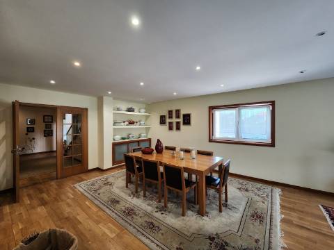 Moradia Isolada T5 Venda em Oliveirinha,Aveiro