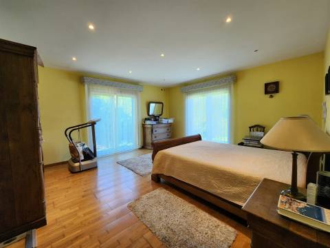 Moradia Isolada T5 Venda em Oliveirinha,Aveiro