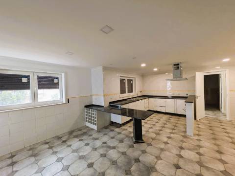 Moradia T4 Venda em Cacia,Aveiro