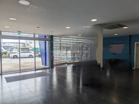Armazém  Arrendamento em Cacia,Aveiro