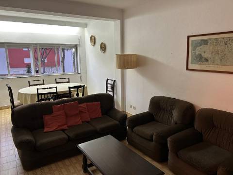 Apartamento T2 Venda em Quarteira,Loulé