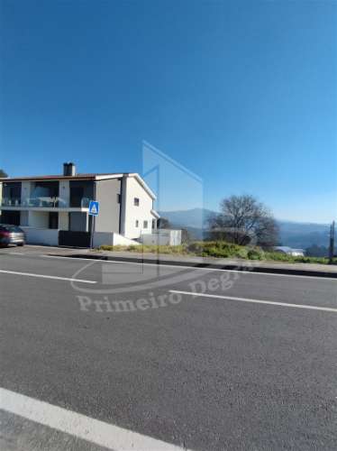 Terreno para construção próximo do Centro de Vila Verde