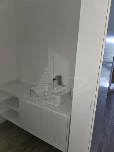 Moradia em banda em Santa Lucrécia