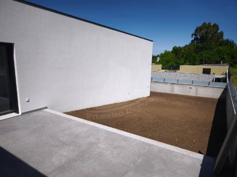 T3 + 1 (3 suítes) para entrada imediata