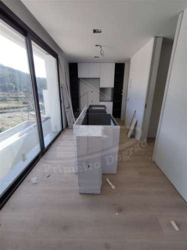 Gaveto em fase avançada de construção