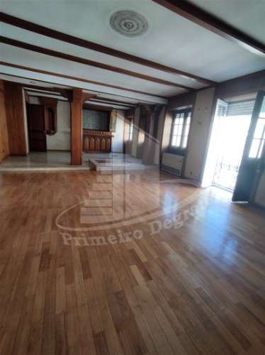 Prédio em pleno Centro da Cidade