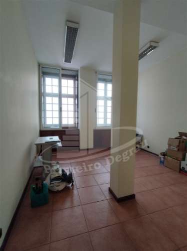 Prédio em pleno Centro da Cidade