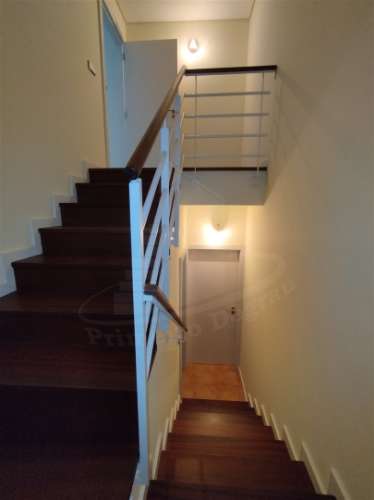 Moradia de Gaveto, lote com 600 m2