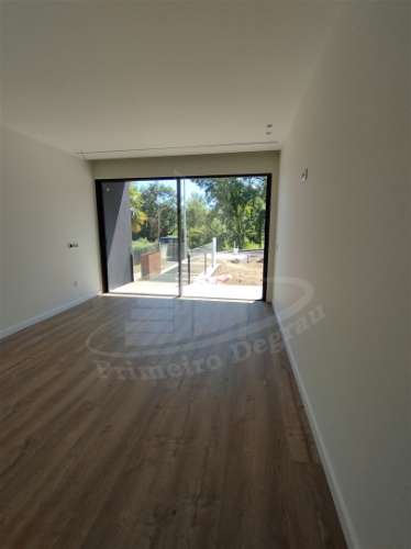 Moradia térrea T3 + Escritório