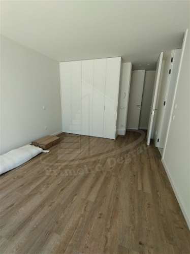 Moradia térrea T3 + Escritório