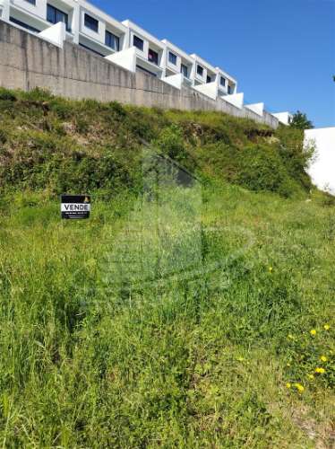 Terreno para construção de moradia em banda