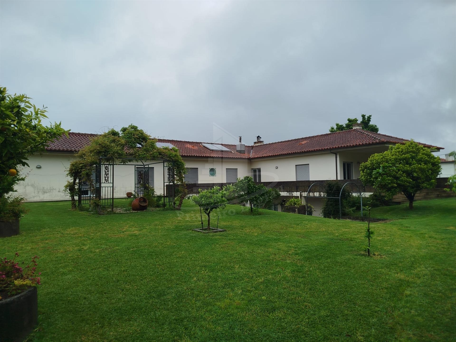 Moradia Isolada T4 Venda em Celeirós, Aveleda e Vimieiro,Braga