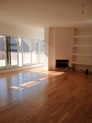 Apartamento T3 Duplex com Terraço em Ferreiros, Braga