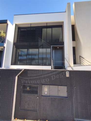 Exclusiva moradia em Lamaçães