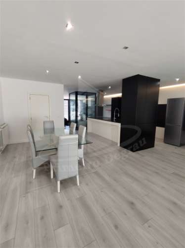 Exclusiva moradia em Lamaçães