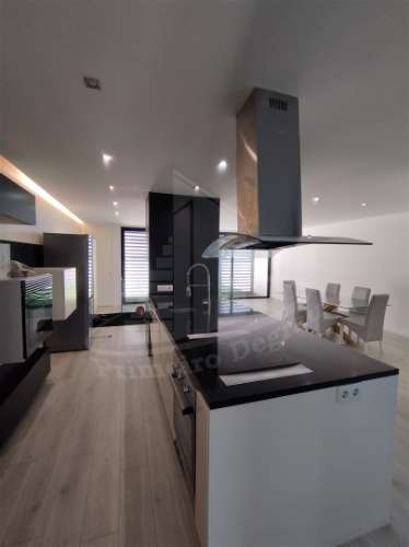 Exclusiva moradia em Lamaçães