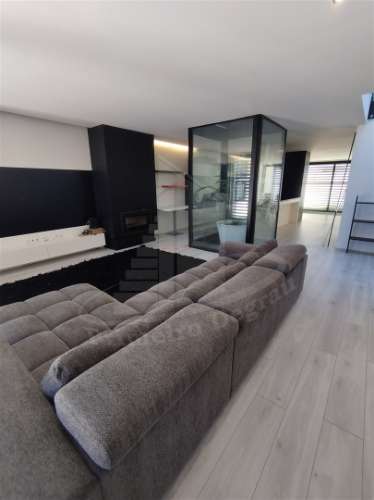 Exclusiva moradia em Lamaçães