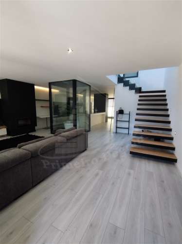 Exclusiva moradia em Lamaçães