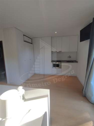 &#127969; Unidade Hoteleira no Coração do Pico, Vila Verde