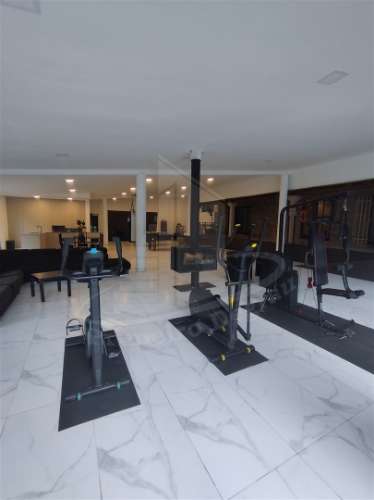 &#127969; Unidade Hoteleira no Coração do Pico, Vila Verde