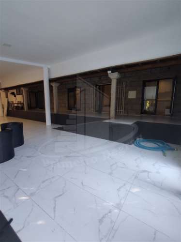 &#127969; Unidade Hoteleira no Coração do Pico, Vila Verde