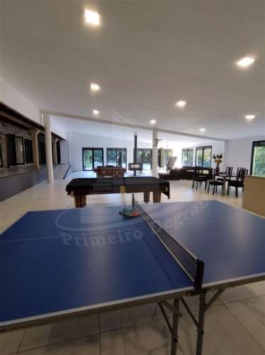 &#127969; Unidade Hoteleira no Coração do Pico, Vila Verde