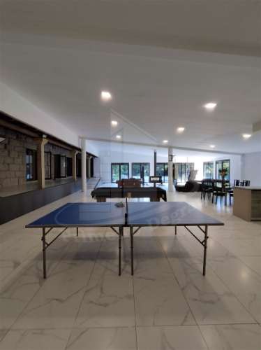 &#127969; Unidade Hoteleira no Coração do Pico, Vila Verde