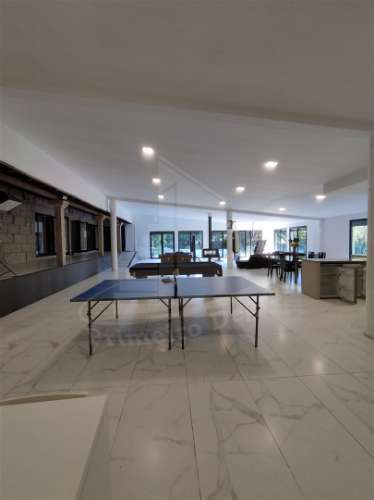 &#127969; Unidade Hoteleira no Coração do Pico, Vila Verde