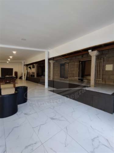 &#127969; Unidade Hoteleira no Coração do Pico, Vila Verde