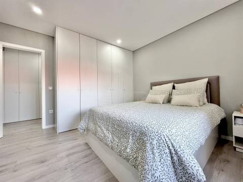 Apartamento T3 Totalmente Remodelado em Ferreiros, Braga