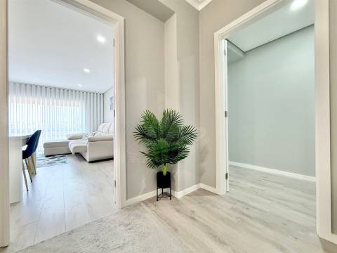 Apartamento T3 Totalmente Remodelado em Ferreiros, Braga