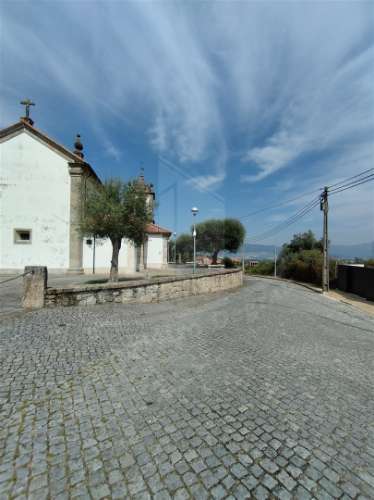 &#127969; Lote de Terreno para Construção de Moradia Individual – 548 m²