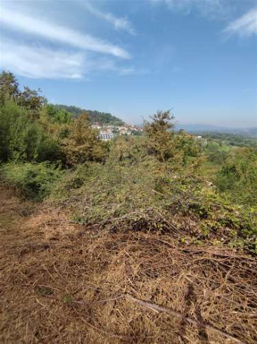 &#127969; Terreno para Construção de Moradia Individual – 688 m² | Santa Lucrécia de Algeriz, Braga