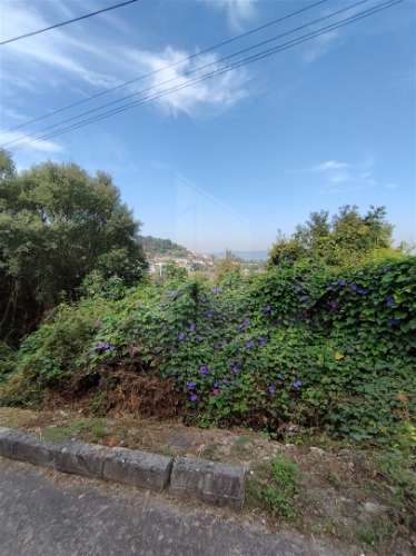 &#127969; Terreno para Construção de Moradia Individual – 688 m² | Santa Lucrécia de Algeriz, Braga