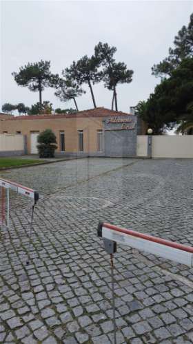 Apartamento T2+1 com mezanino em condomínio fechado – Aldeamento Lirisol, Ofir, Esposende.