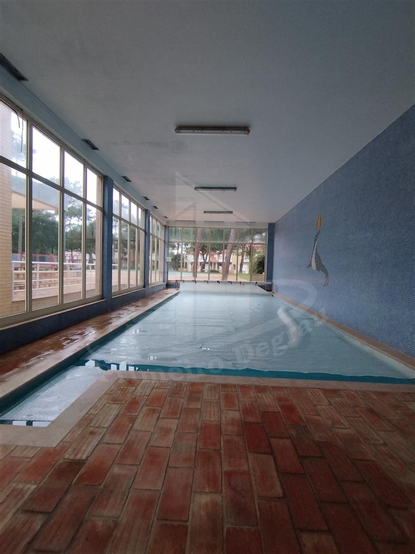 Apartamento T2+1 com mezanino em condomínio fechado – Aldeamento Lirisol, Ofir, Esposende.