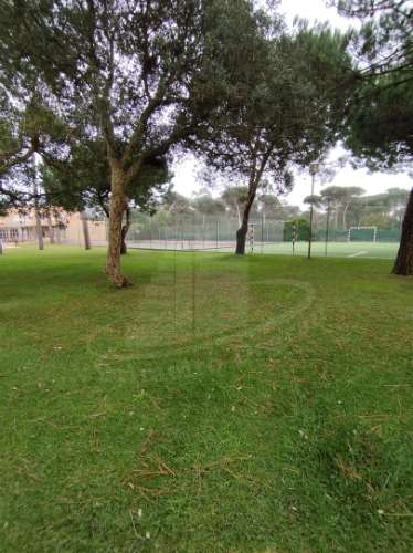 Apartamento T2+1 com mezanino em condomínio fechado – Aldeamento Lirisol, Ofir, Esposende.