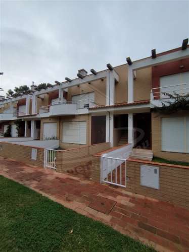 Apartamento T2+1 com mezanino em condomínio fechado – Aldeamento Lirisol, Ofir, Esposende.
