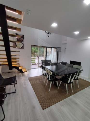 Apartamento T2+1 com mezanino em condomínio fechado – Aldeamento Lirisol, Ofir, Esposende.