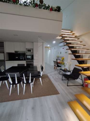 Apartamento T2+1 com mezanino em condomínio fechado – Aldeamento Lirisol, Ofir, Esposende.