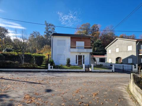 Andar Moradia T3 (1.º Piso) – Caldas das Taipas